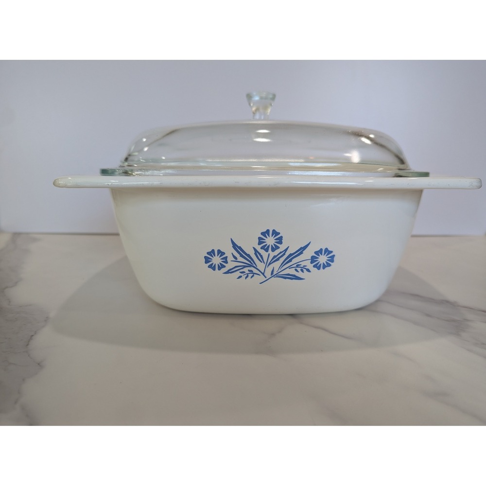 Vintage Corning Ware Dutch Oven 4 Qt White Blue Cornflower P-34-B With Lid